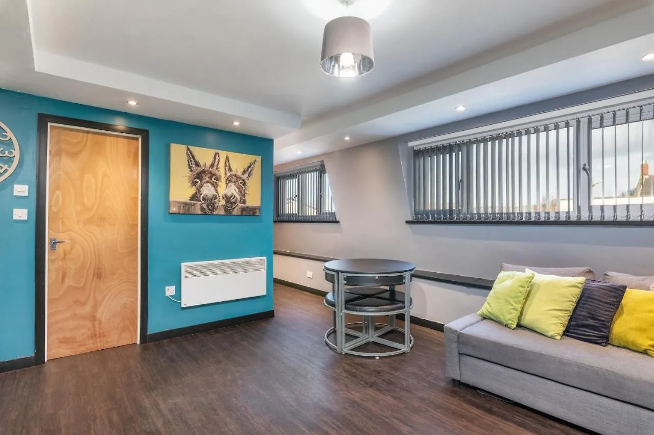 Newcastle Spacious City Centre Apartments